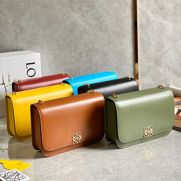 Loewe Shoulder Bag Replica> Goya Bag Silk Calf Medium Goya Anagram A896N01X037276 Loewe Shoulder Bag Replica> Goya Bag Silk Calf Medium Goya Anagram A896N01X037276