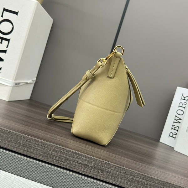 Loewe Puzzlefold Pouch Shoulder Bag Replica loe65669