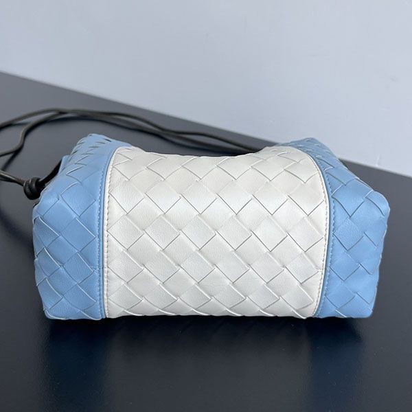 Bottega Veneta Small Loop Replica Camera Bag boq20163