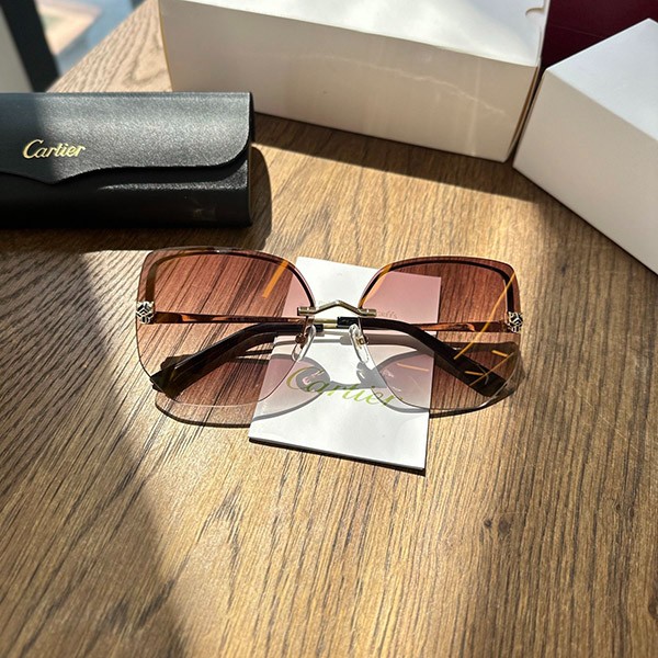 Popular Cartier replica Panthere de Cartier sunglasses kal87608