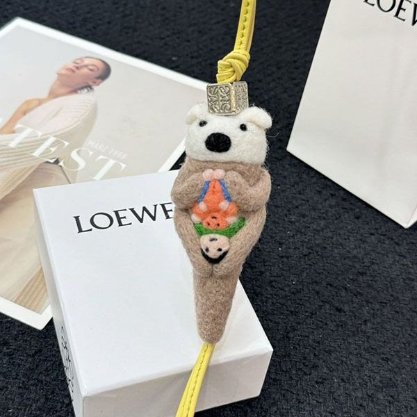Latest and stylish Loewe calfskin replica bag charm lod88502 Latest and stylish Loewe calfskin replica bag charm lod88502