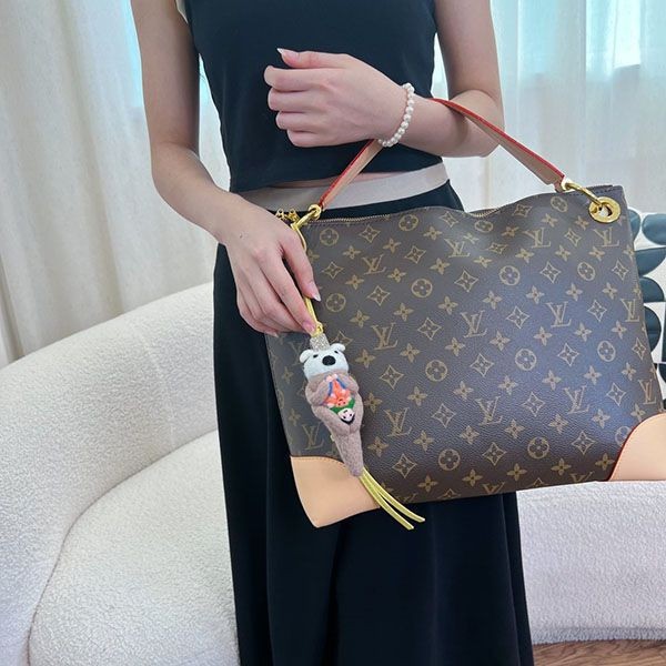 Latest and stylish Loewe calfskin replica bag charm lod88502