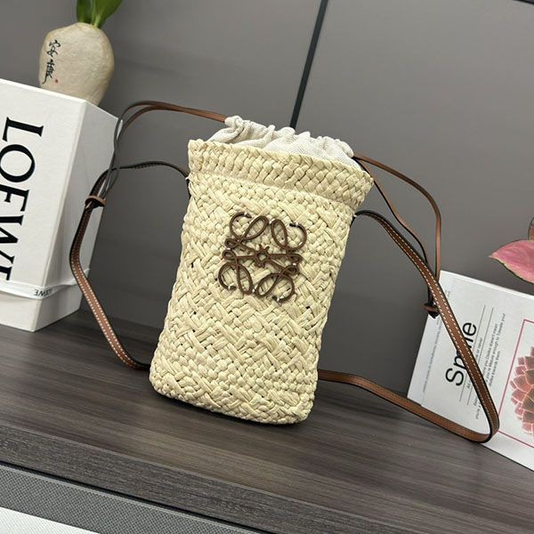 ☆Super popular☆Loewe Square Pocket Replica (Iraka palm & calfskin) loh43988