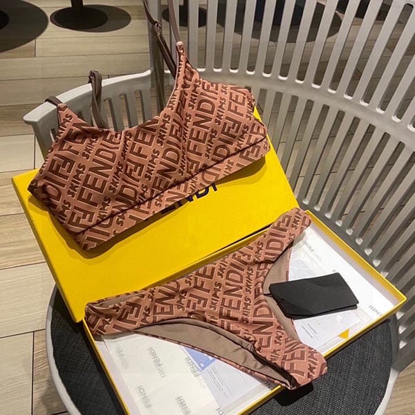 Reserved Fendi FF motif & silver reversible nylon string bikini feu39863 Reserved Fendi FF motif & silver reversible nylon string bikini feu39863