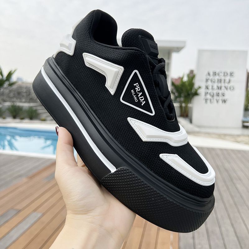 The hot topic! Prada Macro Re Nylon sneakers puw56605
