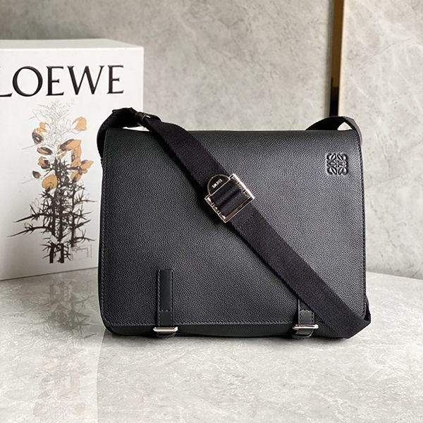 Classic? Loewe Military Messenger Bag Replica lov25204 Classic? Loewe Military Messenger Bag Replica lov25204