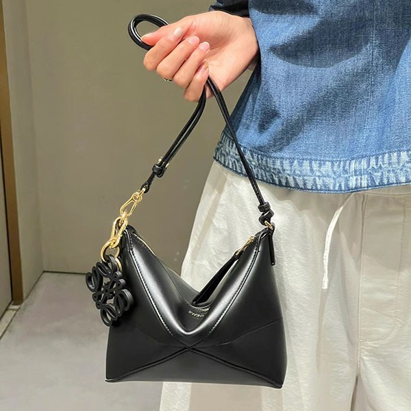 Loewe Replica Puzzlefold Pouch Shoulder Bag lol35553
