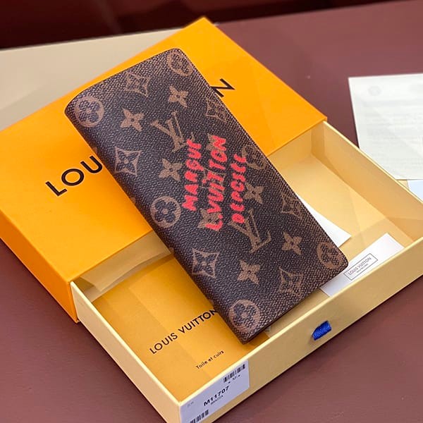 ☆Super popular☆Louis Vuitton Portefeuille Brazza NM Replica Monogram M11716