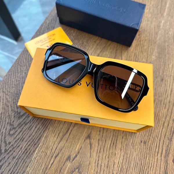 Rare Louis Vuitton Sunglasses Replica Accessories Mini Link vul66605