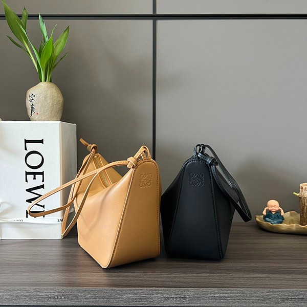 Loewe Hammock Shoulder Bag Replica 2 Colors loe92069