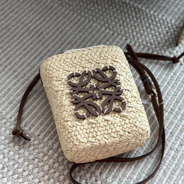 Loewe Square Pocket Shoulder Bag Replica Raffia loj35763