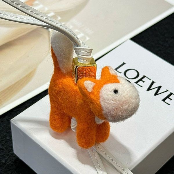 Immediate delivery Loewe x Suna Fujita calfskin replica bag charm loz64139 Immediate delivery Loewe x Suna Fujita calfskin replica bag charm loz64139