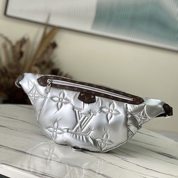 Louis Vuitton Maxi Bum Bag Fake Shoulder Bag M20971