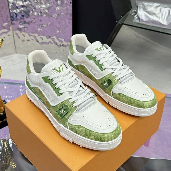 Very popular! Louis Vuitton Trainer Line Sneakers Replica Damier vuh46885