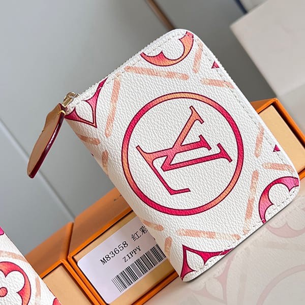 Extremely rare! Louis Vuitton Zippy Coin Purse Wallet Replica M83658