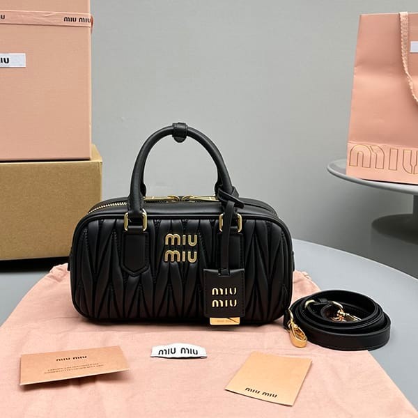 Stylish Miu Miu Replica Arcadi Matelasse Bag myi35005 Stylish Miu Miu Replica Arcadi Matelasse Bag myi35005
