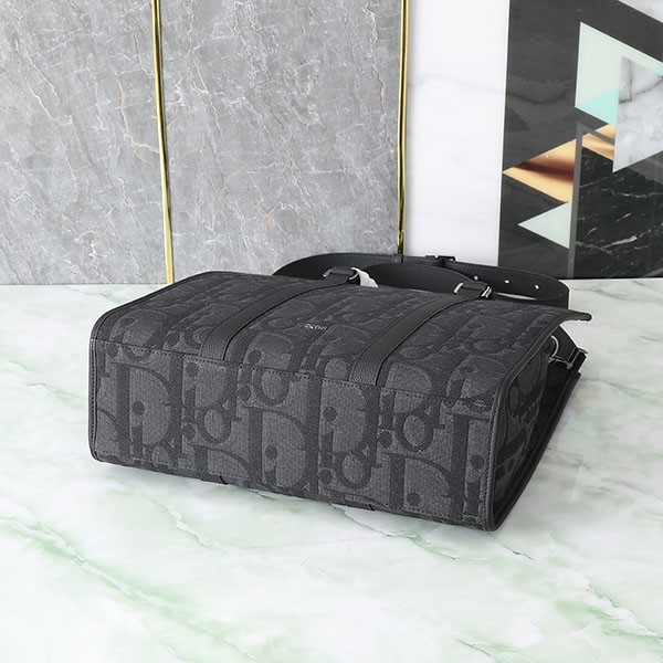 <A capable man's partner>☆Fake Dior☆East West Tote Bag 1ESSH232YXL_H03E