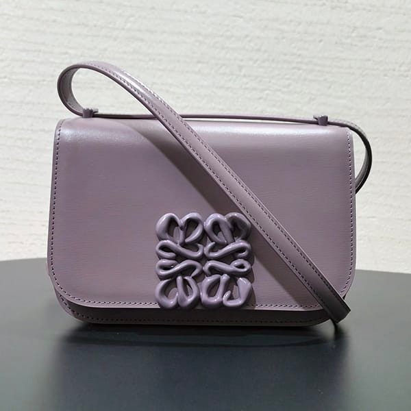 Express Shipping Loewe Silk Calfskin Small Goya Bag Replica lot29808 Express Shipping Loewe Silk Calfskin Small Goya Bag Replica lot29808