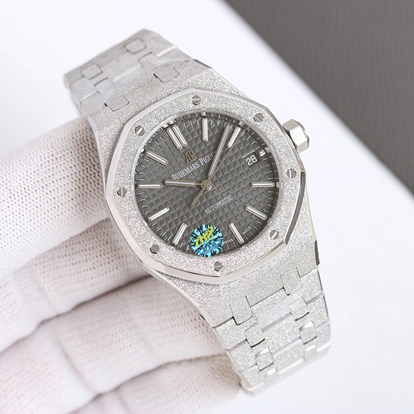 Very popular! Audemars Piguet Royal Oak replica Frosted Gold Quartz 67653BC