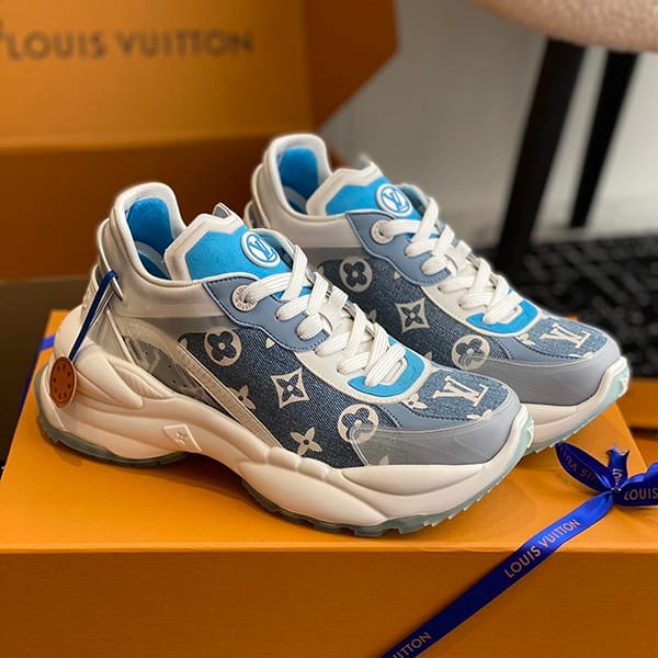 Rare Louis Vuitton Run 55 Line Sneakers Replica Monogram Denim 1AC27Y
