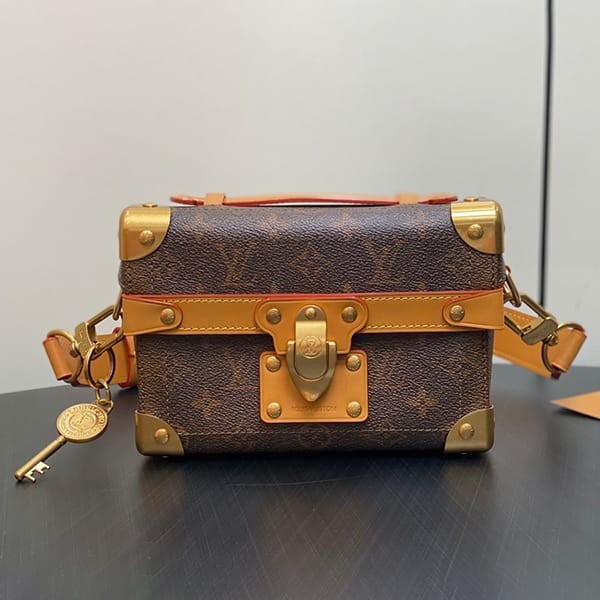 No.1 Popular Louis Vuitton Parody Monogram Soul Trunk Shoulder Bag M11535 No.1 Popular Louis Vuitton Parody Monogram Soul Trunk Shoulder Bag M11535