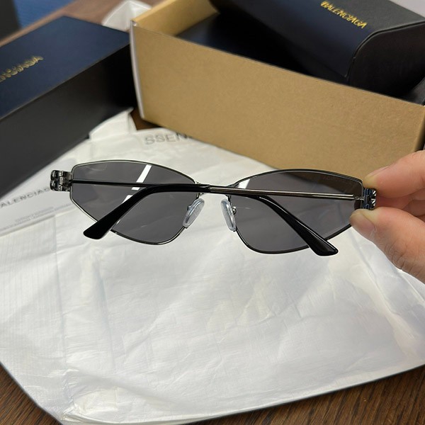 Balenciaga logo sunglasses replica ban13126
