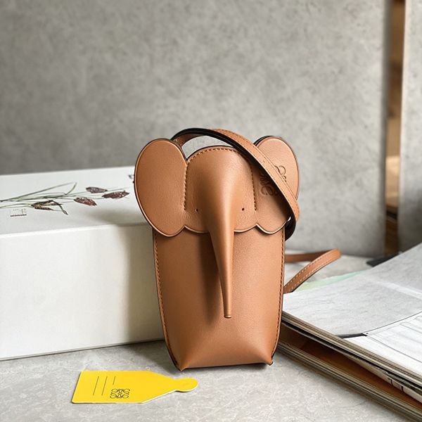 Cute Loewe Elephant Pocket Classic Calf Shoulder Bag Replica lod79241