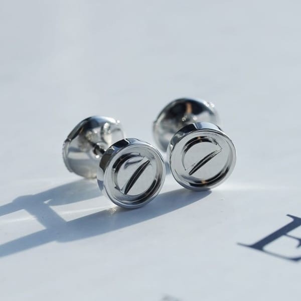 Attention ★ Cartier Super Copy Love Bis Motif Earrings White Gold kay67217