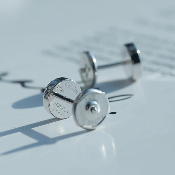 Attention ★ Cartier Super Copy Love Bis Motif Earrings White Gold kay67217