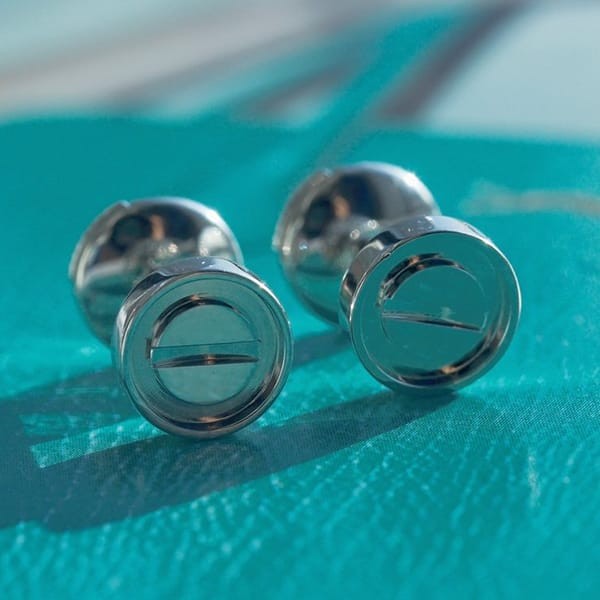 Attention ★ Cartier Super Copy Love Bis Motif Earrings White Gold kay67217