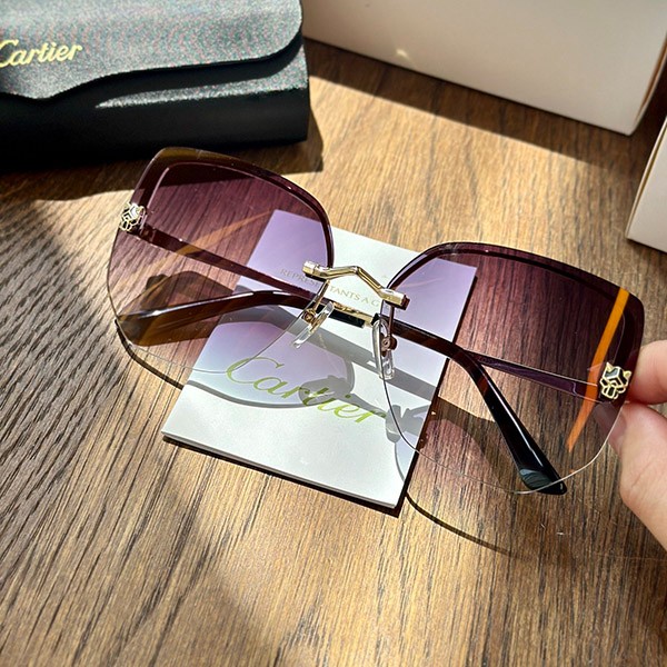 Popular item Cartier Panthere de Cartier sunglasses replica kam22704