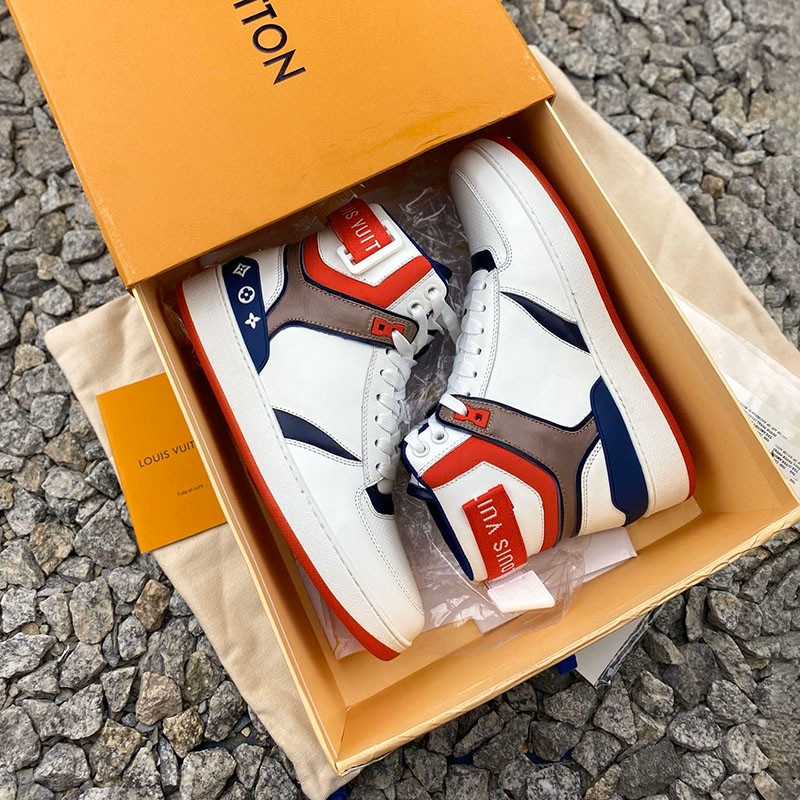 No.1 Popular Louis Vuitton Sneaker Replica Rivoli Line 1A8K87 No.1 Popular Louis Vuitton Sneaker Replica Rivoli Line 1A8K87