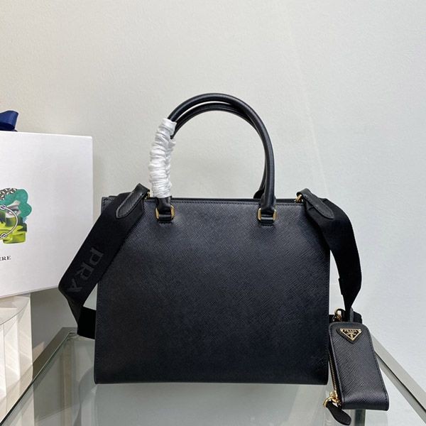 Popular all over the world? Prada Saffiano leather handbag replica pun93894