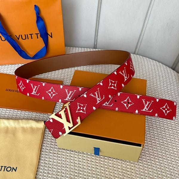 No. 1 in total sales! Louis Vuitton Belt Replica LV Initial 40MM Reversible M8458V No. 1 in total sales! Louis Vuitton Belt Replica LV Initial 40MM Reversible M8458V