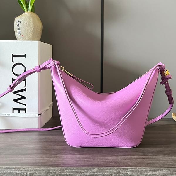 Boutique Loewe Replica Hammock Hobo Bag Mini loc84290 Boutique Loewe Replica Hammock Hobo Bag Mini loc84290