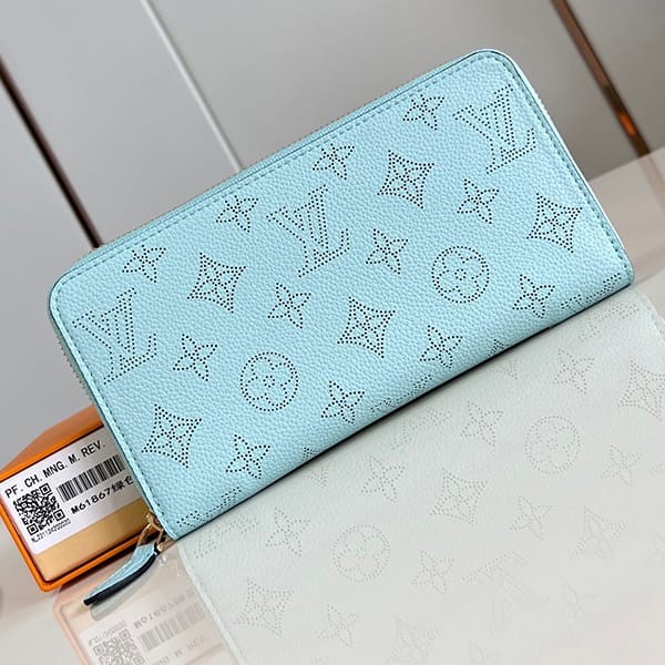 No.1 Popular Louis Vuitton Zippy Wallet Long Wallet Blue Fake M83489