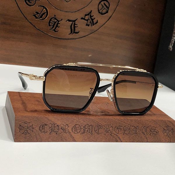 Love at first sight? Chrome Hearts DAGGER ◆ Women's OK / Polygonal sunglasses gray / brown Kuk95335