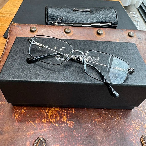 CHROME HEARTS Floral Cross Square Glasses Replica Sunglasses Kui68779