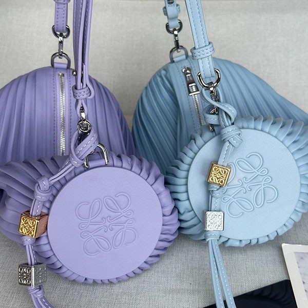 Loewe replica pleated leather shoulder bag in 2 colors lot20346
