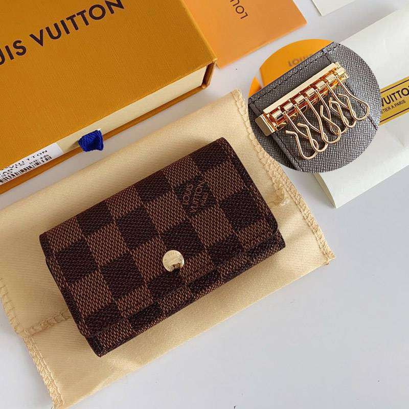 Hard to find Louis Vuitton Multicle 6 replica Damier key case vub74578