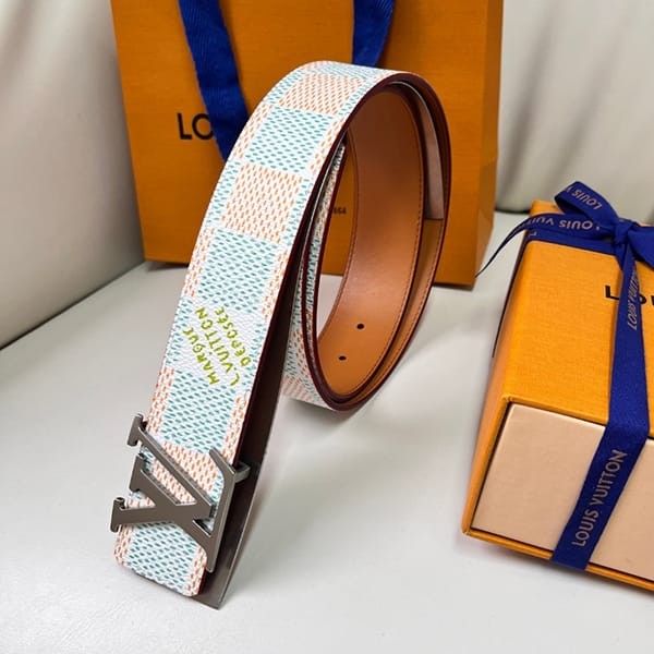 No. 1 in total sales! Replica Louis Vuitton Reversible Pastel Damier 40mm Leather Belt M8645U
