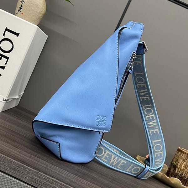 Latest and stylish Loewe Anton Sling Bag Replica low58848 Latest and stylish Loewe Anton Sling Bag Replica low58848