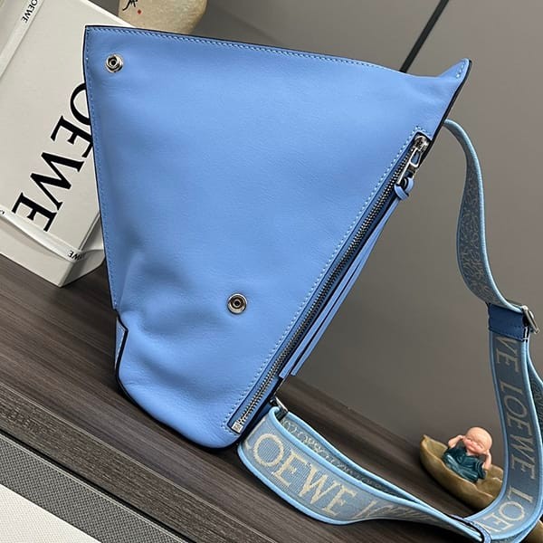 Latest and stylish Loewe Anton Sling Bag Replica low58848