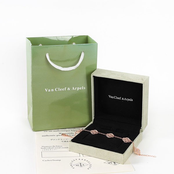 Van Cleef & Arpels Vintage Alhambra Bracelet, 5 Motifs vcara41400