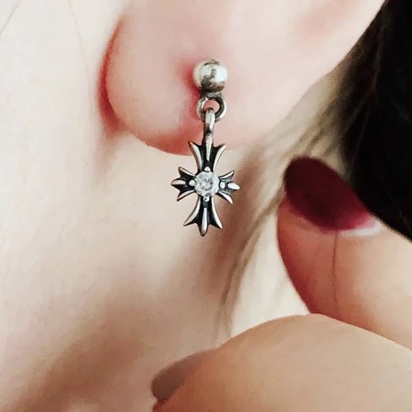 Autumn/Winter Sale: Replica Chrome Hearts Tiny E CH Plus Drop Earrings Kuo47803