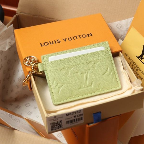 [Stylish for everyday use?] Louis Vuitton Charm Card Case Replica M83584