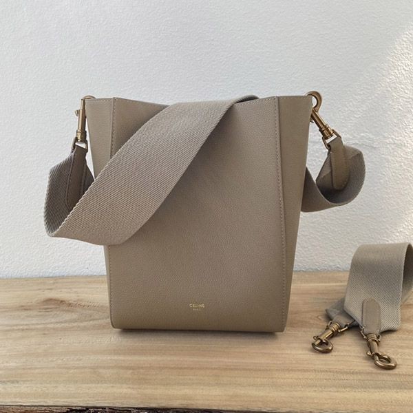 Very popular! Replica Celine Sangle Bucket Small Taupe 189303AH418TP Very popular! Replica Celine Sangle Bucket Small Taupe 189303AH418TP