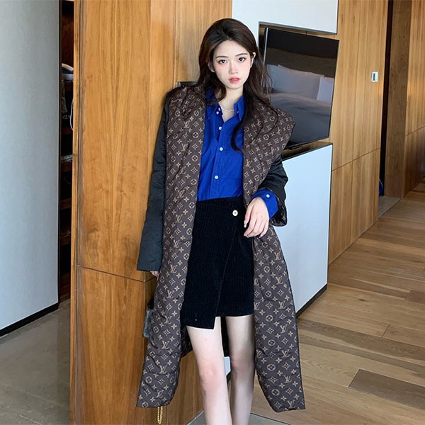 Louis Vuitton Long Pillow Puffer Wrap Coat Replica Elegant Women? 1AA8X7
