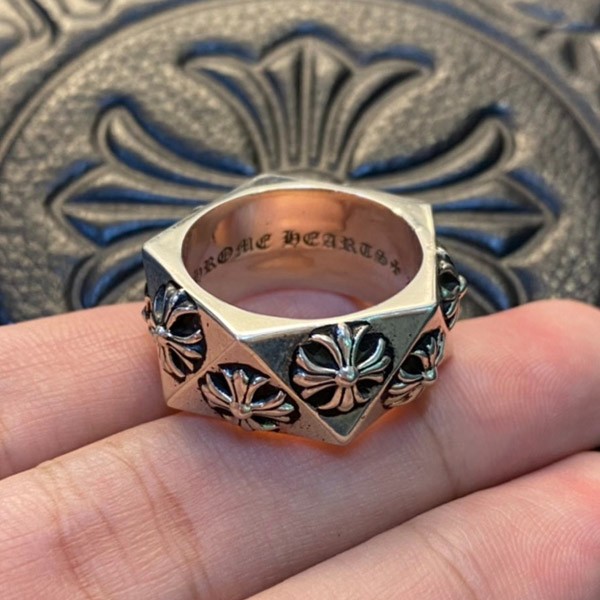Chrome Hearts Cha Plus Pentagon CH Plus Fake Ring Chrome Hearts Cha Plus Pentagon CH Plus Fake Ring