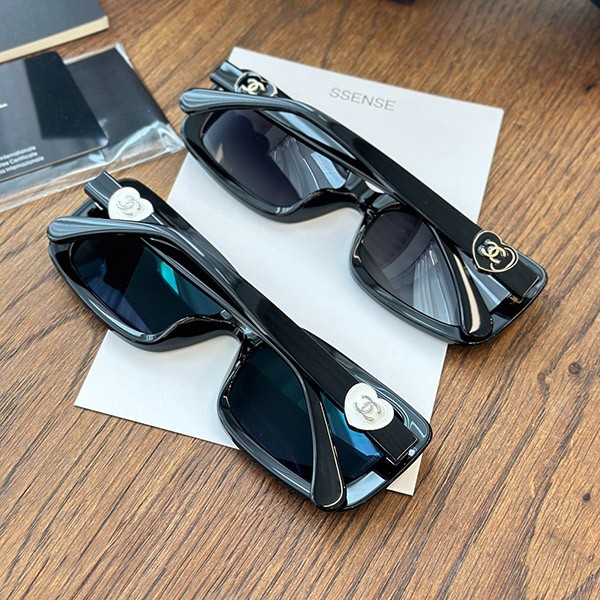 Chanel Square Sunglasses Replica shk47371